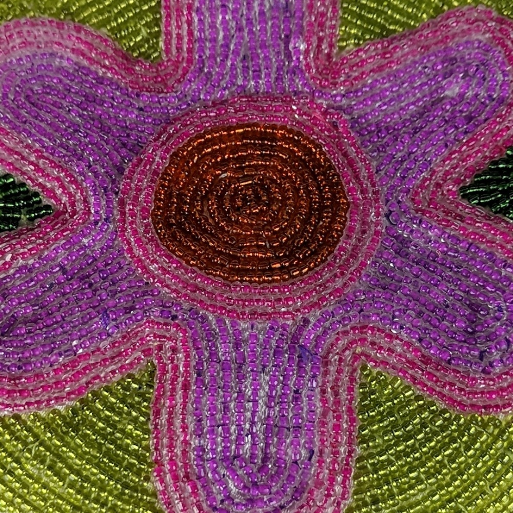 NWT C. Marie 5" Beaded Flower Round Purse - Picture 4 of 8